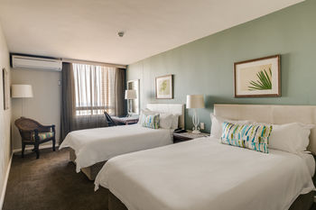 Protea Hotel by Marriott Karridene Beach 3*