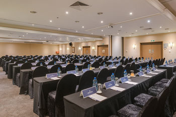 Protea Hotel by Marriott Karridene Beach 3*