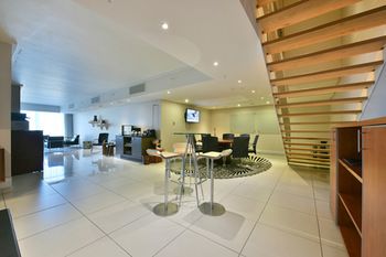 Radisson Blu Gautrain Hotel 4*