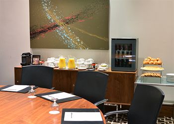 Radisson Blu Gautrain Hotel 4*