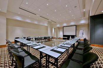 Radisson Blu Gautrain Hotel 4*
