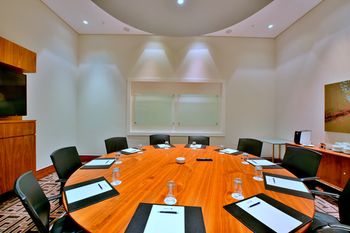 Radisson Blu Gautrain Hotel 4*