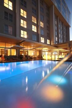 Radisson Blu Gautrain Hotel 4*