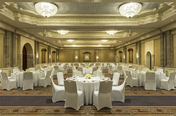 CT Hotel 5*