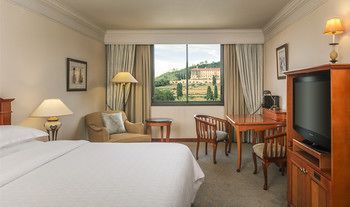 CT Hotel 5*
