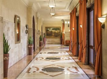 CT Hotel 5*