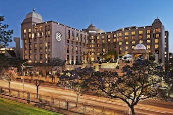 CT Hotel 5*