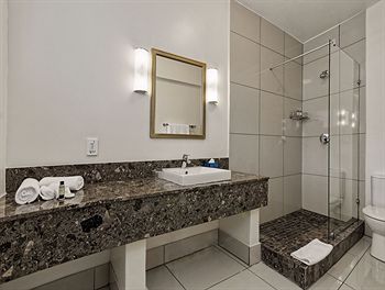 Ascot Boutique Hotel 4*