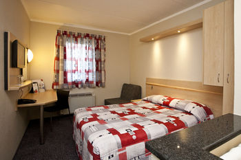 Road Lodge Carnival City 1*