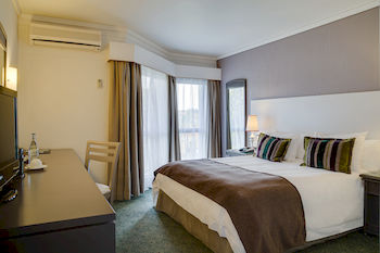 Protea Hotel by Marriott Midrand 4*
