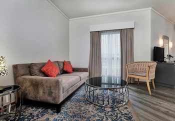 Protea Hotel by Marriott Midrand 4*