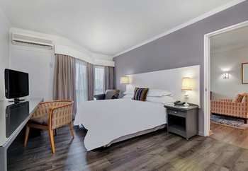 Protea Hotel by Marriott Midrand 4*