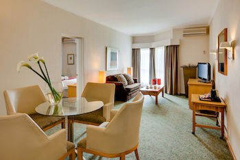 Protea Hotel by Marriott Midrand 4*