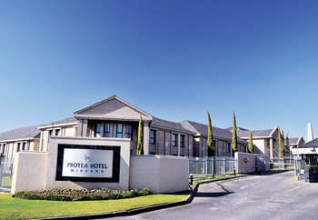 Protea Hotel by Marriott Midrand 4*
