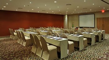 Protea Hotel by Marriott Midrand 4*