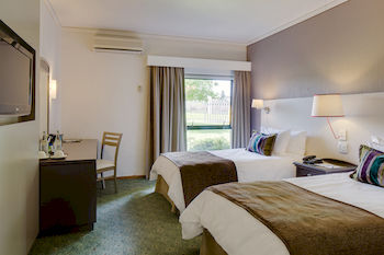 Protea Hotel by Marriott Midrand 4*