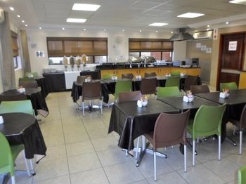 Europrime Hotels Airport 3*