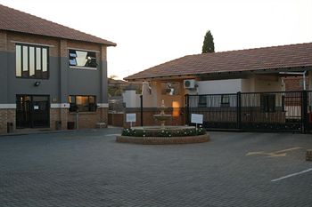 Europrime Hotels Airport 3*