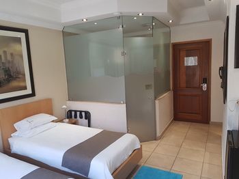 Europrime Hotels Airport 3*