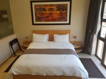 Europrime Hotels Airport 3*