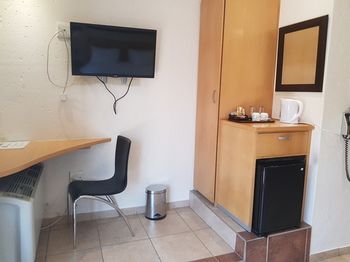 Europrime Hotels Airport 3*
