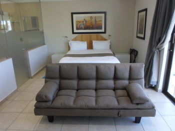 Europrime Hotels Airport 3*