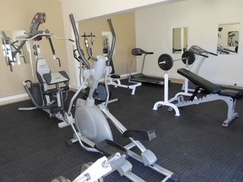 Europrime Hotels Airport 3*
