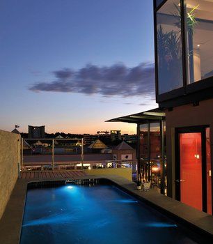 Protea Hotel by Marriott Pretoria Hatfield 3*