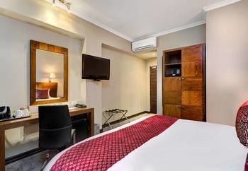 Protea Hotel by Marriott Pretoria Hatfield 3*