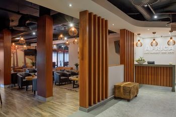 Protea Hotel by Marriott Pretoria Hatfield 3*
