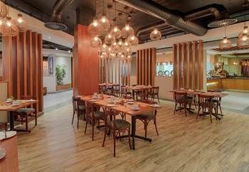 Protea Hotel by Marriott Pretoria Hatfield 3*
