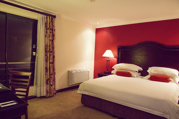 Premier Hotel Pretoria 4*