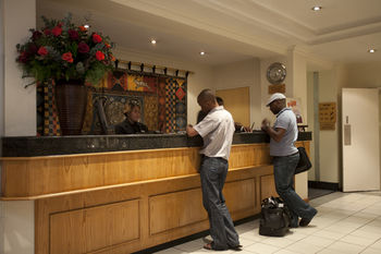 Road Lodge Isando 1*