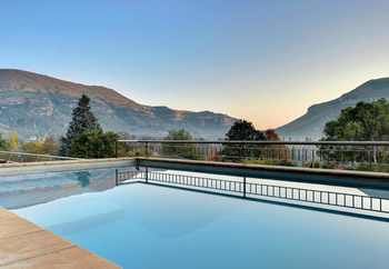 Protea Hotel by Marriott Clarens 4*