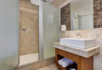 Protea Hotel by Marriott Clarens 4*