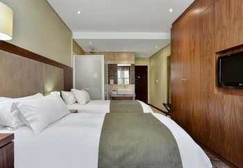 Protea Hotel by Marriott Clarens 4*