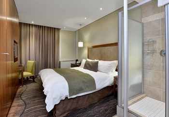 Protea Hotel by Marriott Clarens 4*