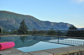 Protea Hotel by Marriott Clarens 4*
