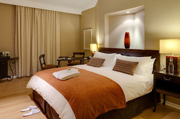 Protea Hotel by Marriott Nelspruit 4*