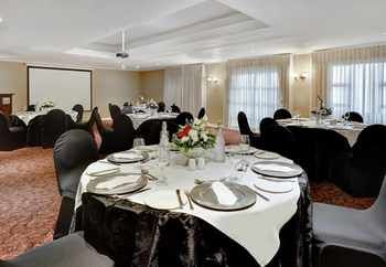 Protea Hotel by Marriott Nelspruit 4*
