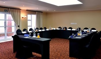 Protea Hotel by Marriott Nelspruit 4*