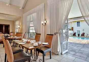 Protea Hotel by Marriott Nelspruit 4*