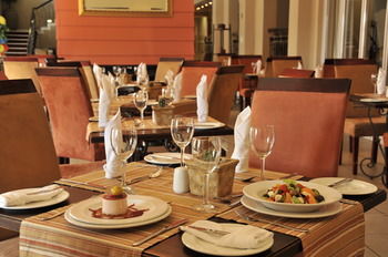 Protea Hotel by Marriott Nelspruit 4*
