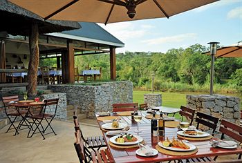 Hippo Hollow Country Estate 3*