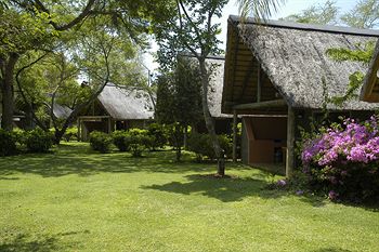 Hippo Hollow Country Estate 3*