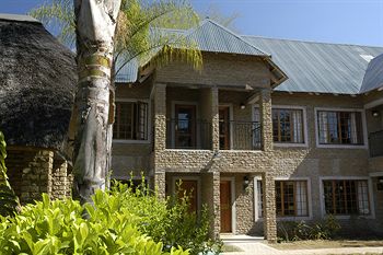 Hippo Hollow Country Estate 3*