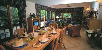 Kruger Park Lodge 4*