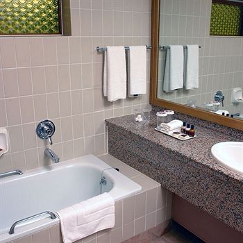 Premier Hotel The Winkler 4*