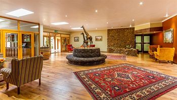 Hotel Numbi and Garden Suites 3*