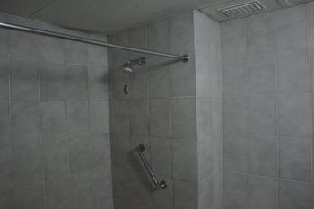 Elephant Springs Hotel 3*